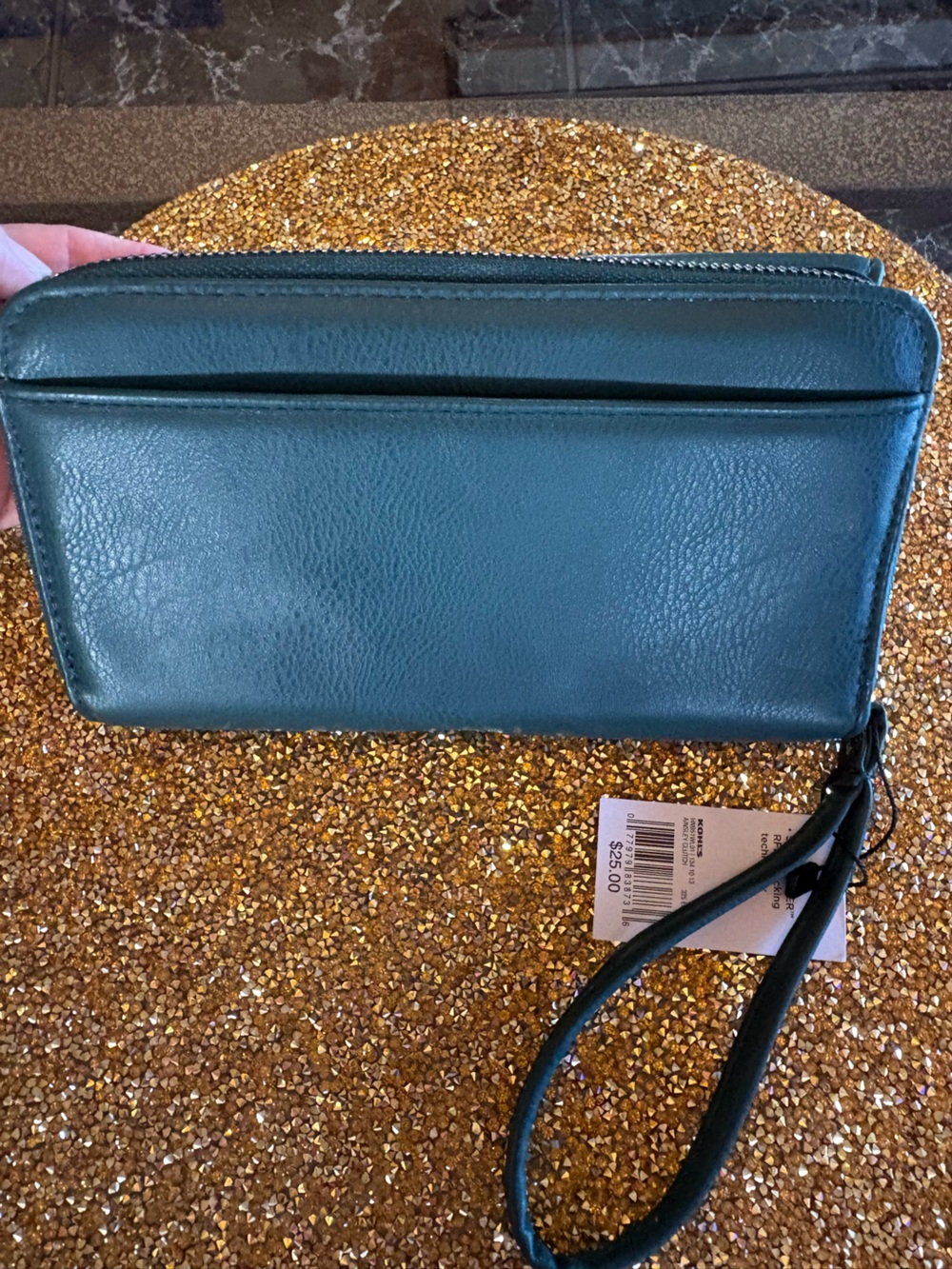 Emerald NWT Ainsley Wristlet Clutch, Snap and Zipper closure. Lots of card slots - Picture 9 of 11